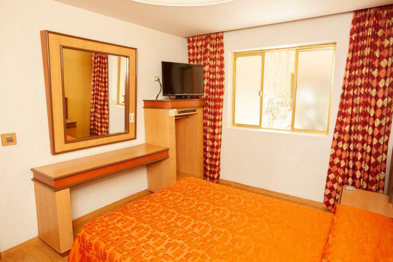 Hotel Tres Colonias - Solo Adultos Mexico City Exteriör bild