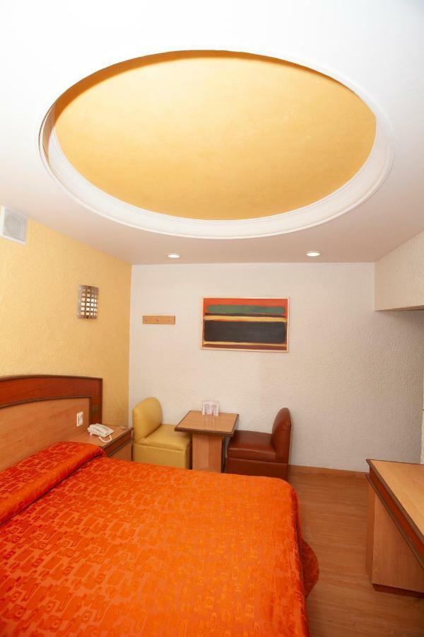 Hotel Tres Colonias - Solo Adultos Mexico City Exteriör bild