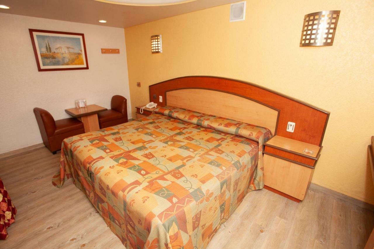 Hotel Tres Colonias - Solo Adultos Mexico City Exteriör bild